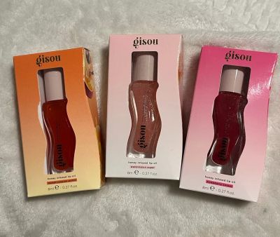 Гланц за устни Gisou Honey Infused Lip Oil 02 Watermelon Sugar